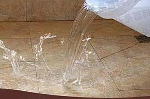 漾濞漏水维修 免砸砖防水材料该如何施工